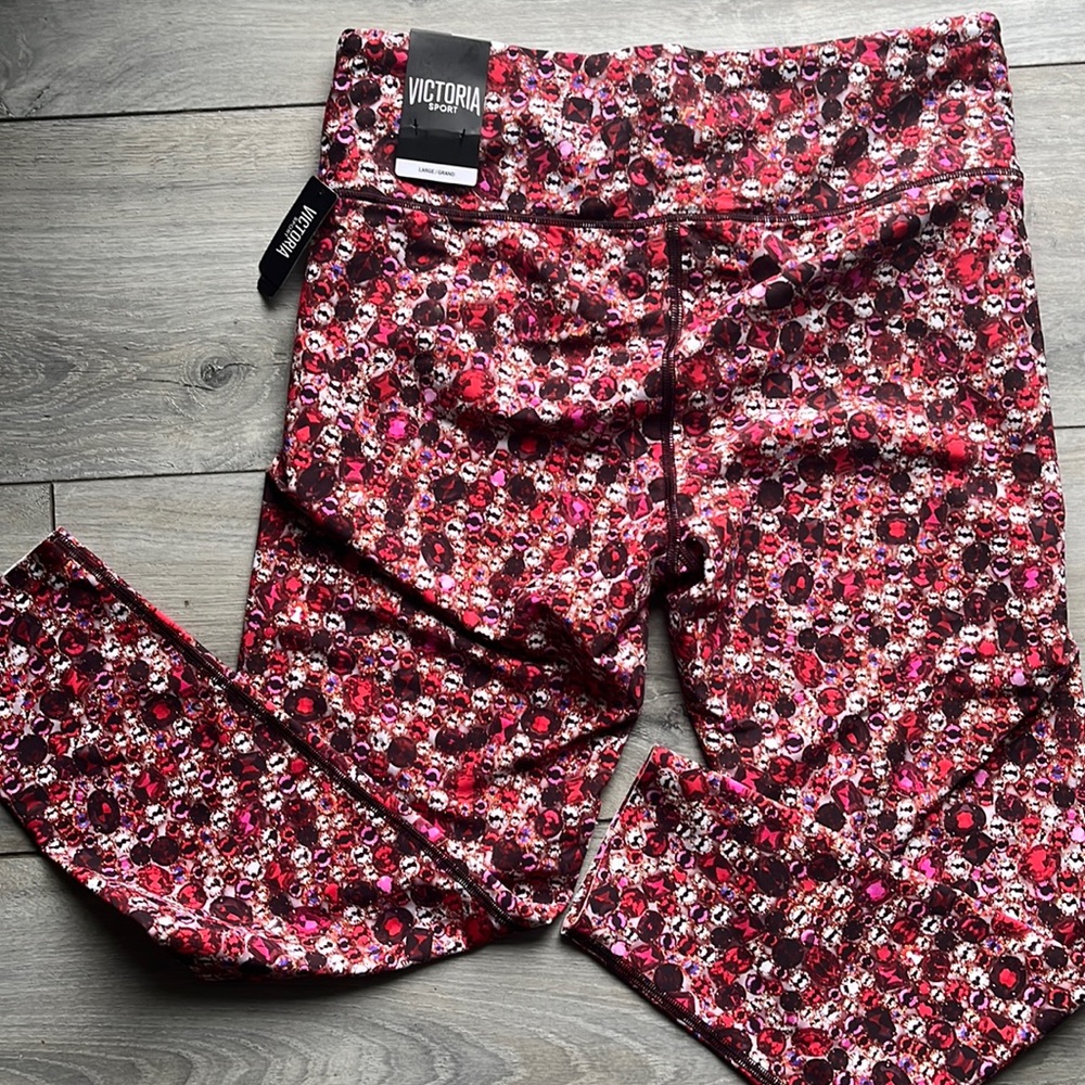 VS Sport 7/8 length leggings
